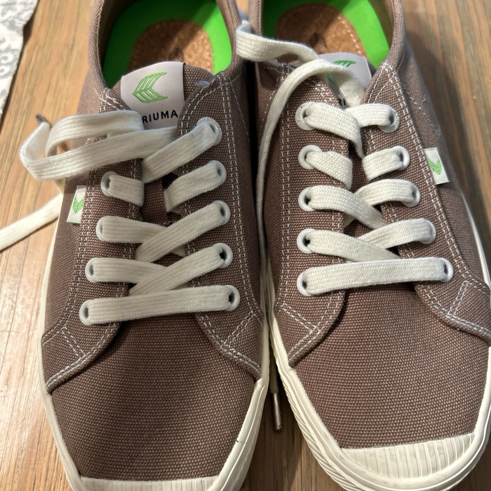 Cariuma OCA low Burnt Sand canvas Sneakers 8.5 - Picture 4 of 10